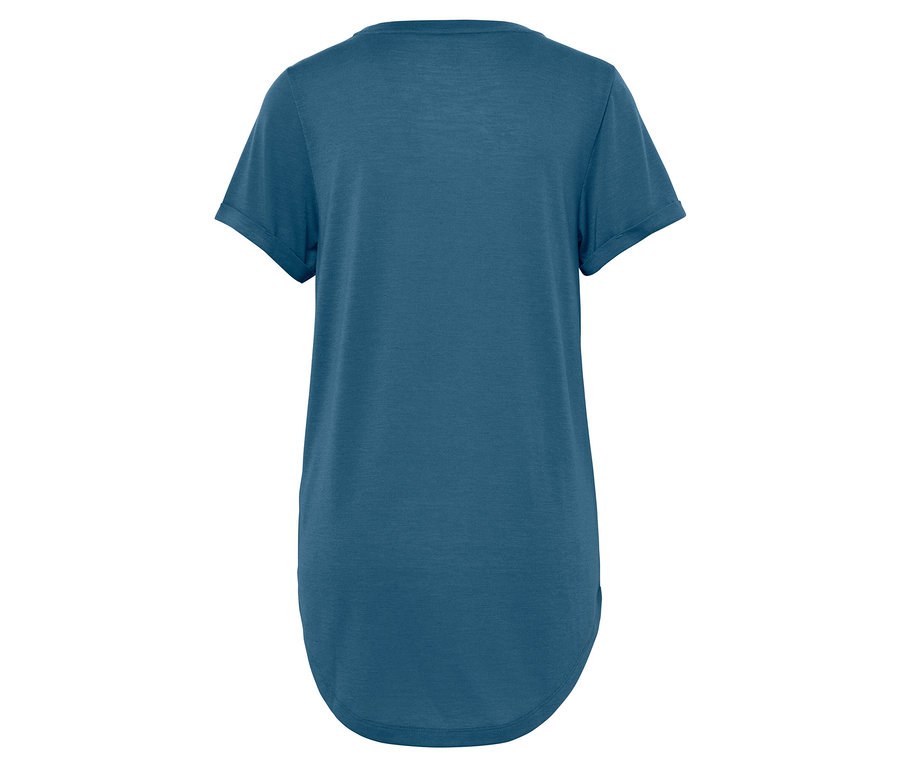 Rückansicht eines blauen T-Shirts mit kurzen Ärmeln und abgerundetem Saum.