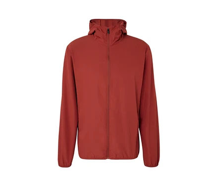 Eine rote Packpare Funktionsjacke mit Reissverschluss und Kapuze.
