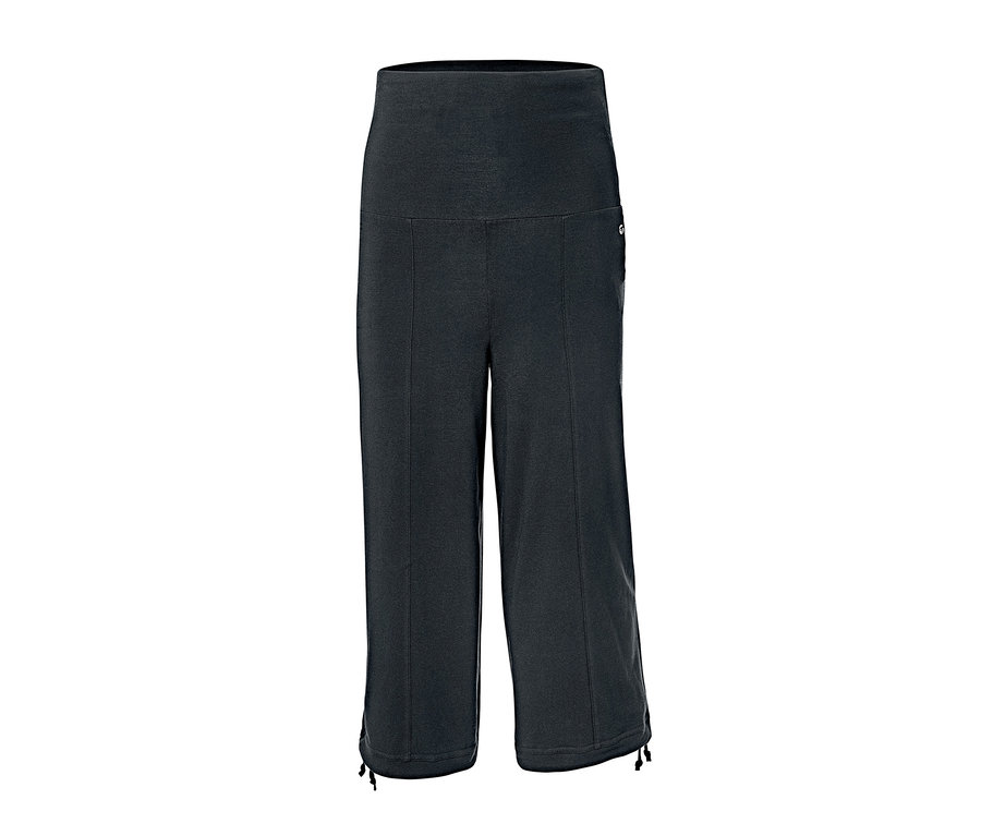 Eine schwarze 3/4-Sporthose.