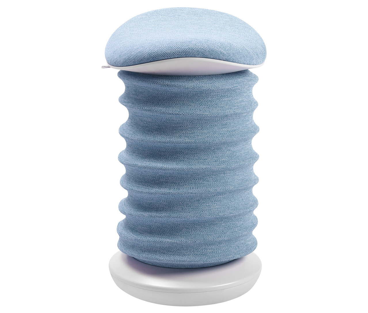 Blauer Sitness 4D Hocker auf weißem Grund.