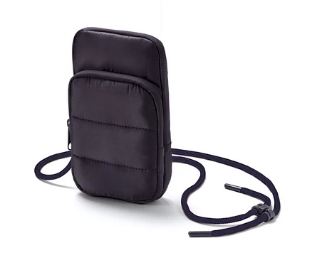 Eine blaue, isolierte Multifunktions-Tasche mit Kordel.