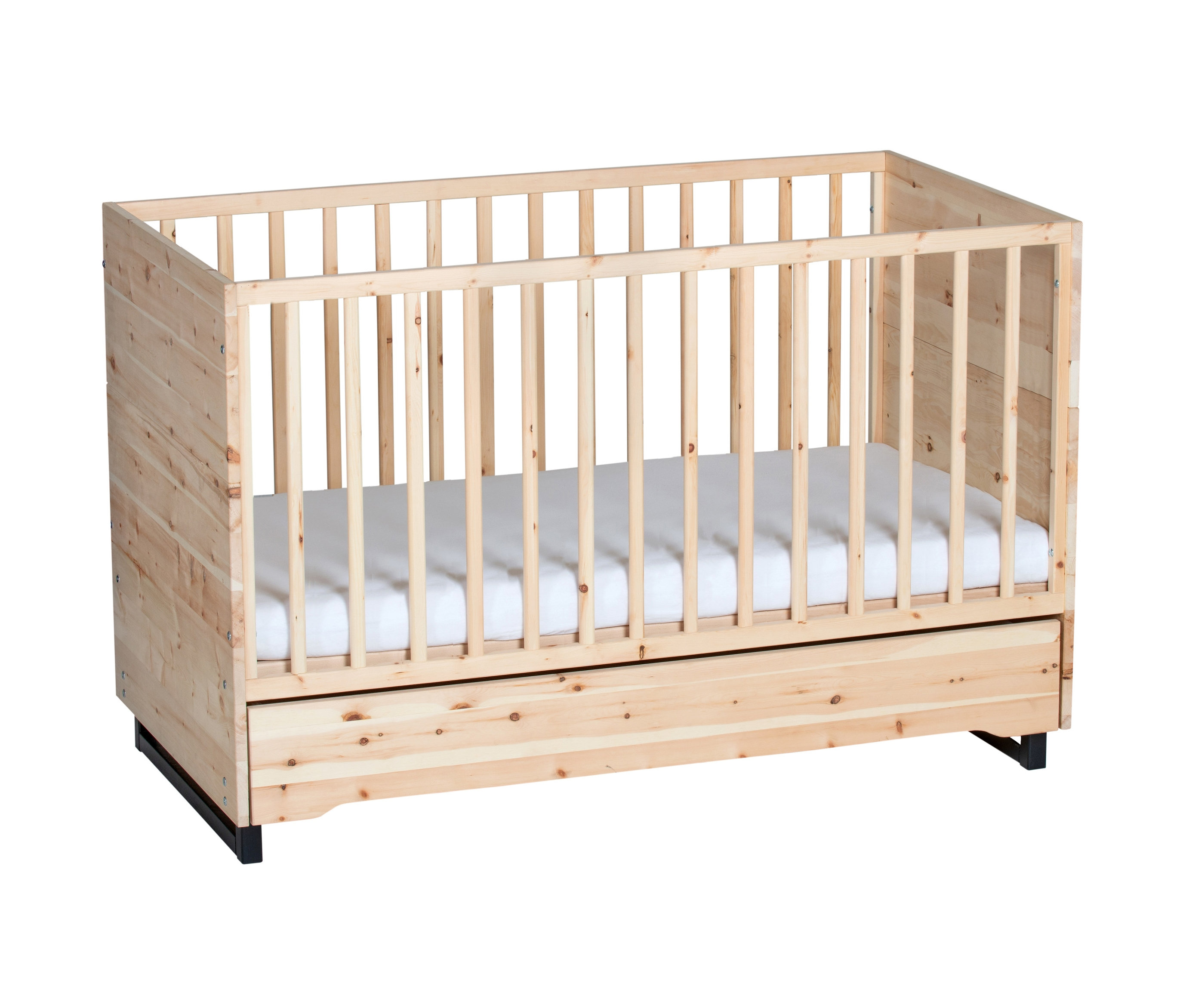 Schardt Kombi-Babybett »Zirbenholz« mit weißer Matratze und Schublade.