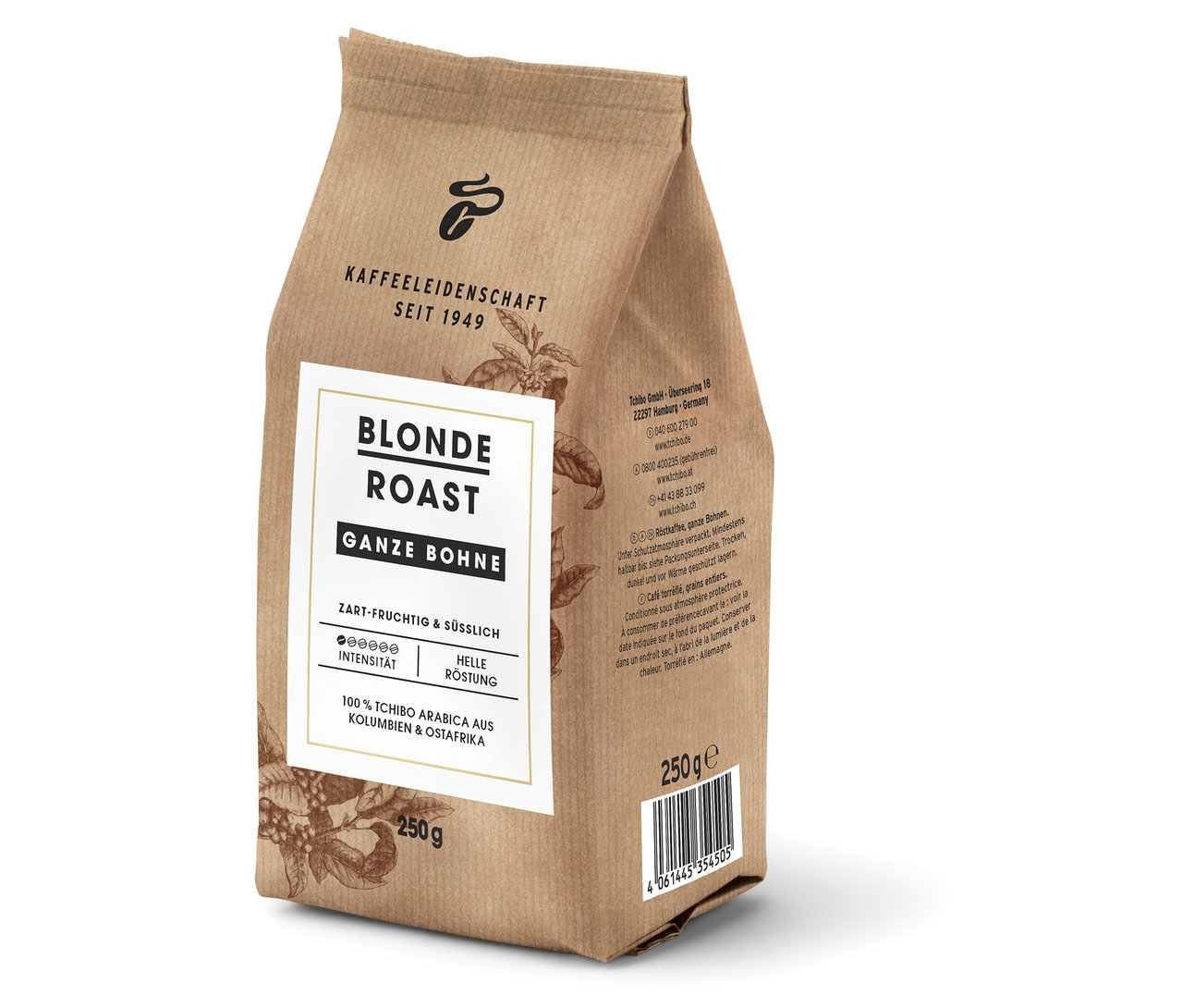Eine 250g Packung Blonde Roast - Ganze Bohne Kaffee von Tchibo steht auf einer weißen Oberfläche.