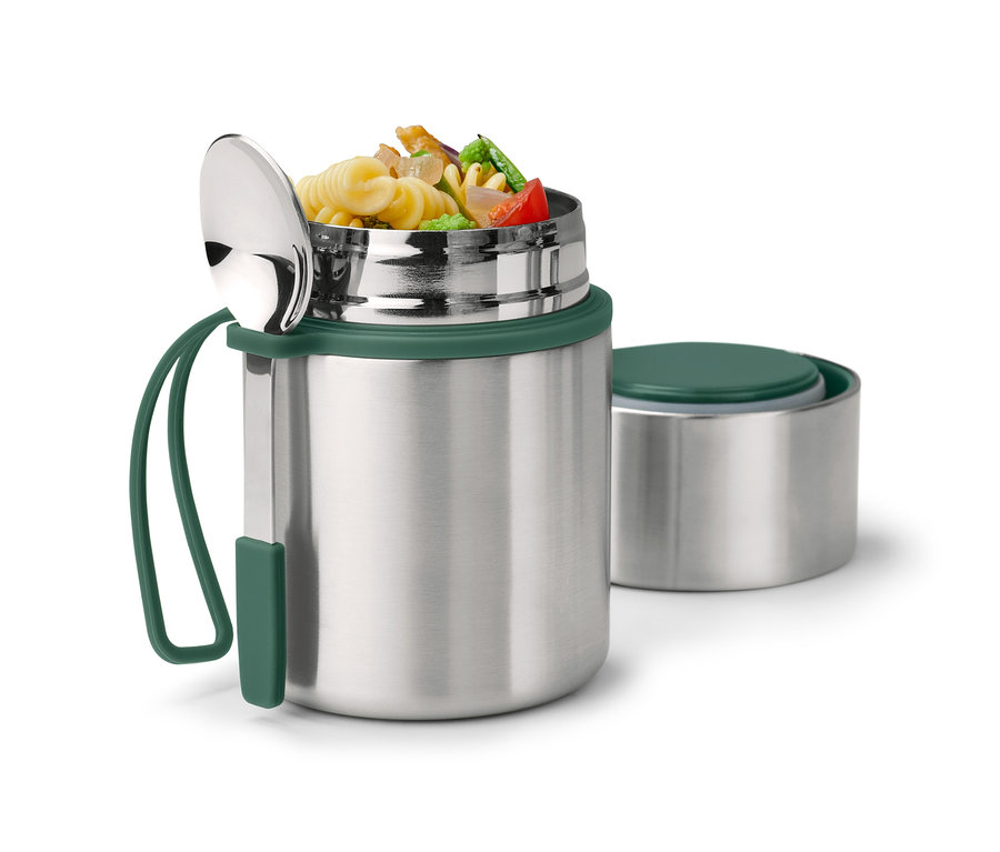 Geöffneter To-go-Thermobehälter mit Nudeln und Löffel.