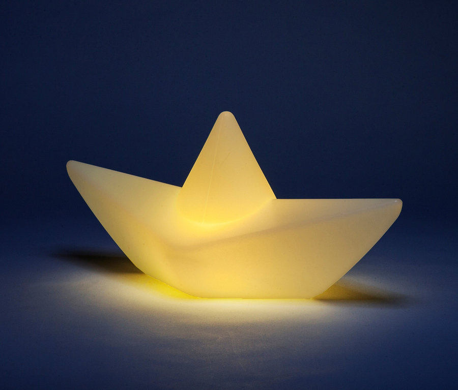 Gelbe Goodnight Light LED-Leuchte »Boot«.