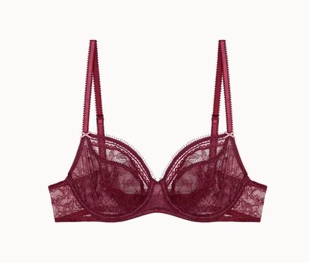 Ein bordeauxroter BH mit Spitze.