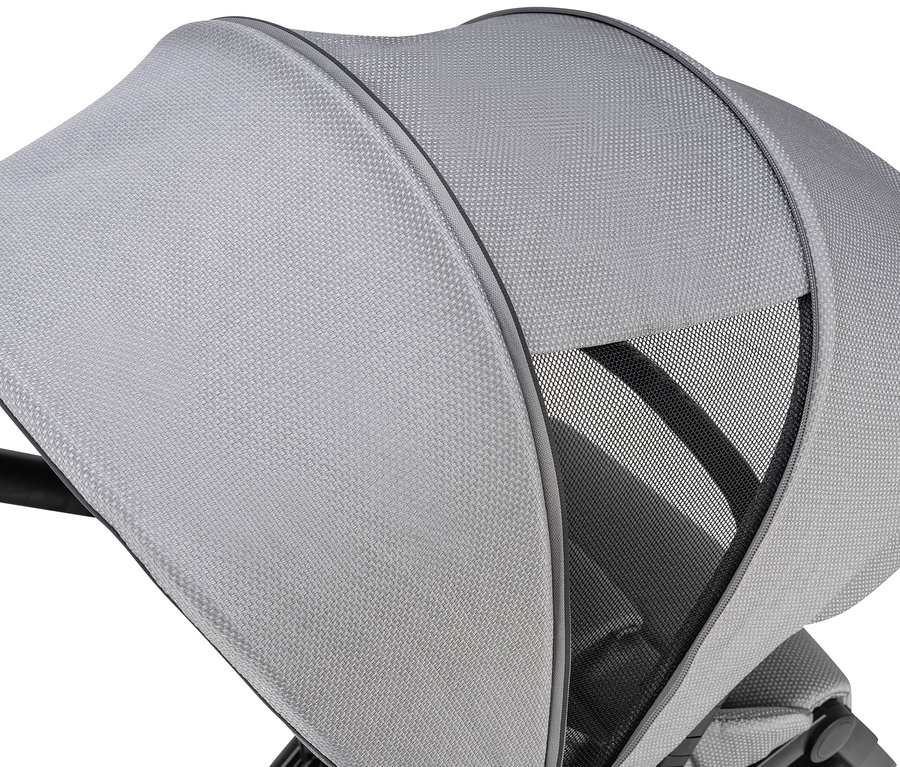 Detailansicht des grauen Osann Kombi-Kinderwagens Juntos.