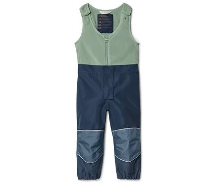 Grüne und blaue Kinder-Latzhose mit Reißverschluss und Namensschild, unten verstärkt.