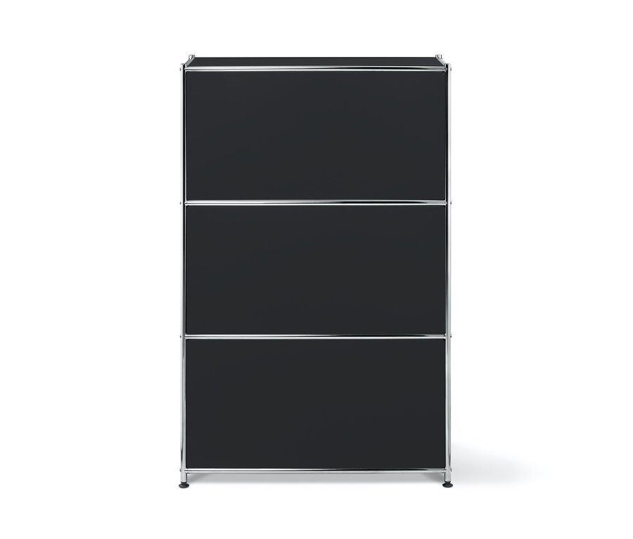 Schwarzes Metallregal mit zwei Klappfächern.