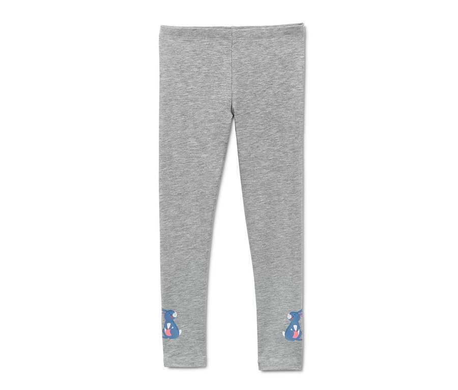 Graue 2 Leggings mit Hasenprint auf den Beinen.