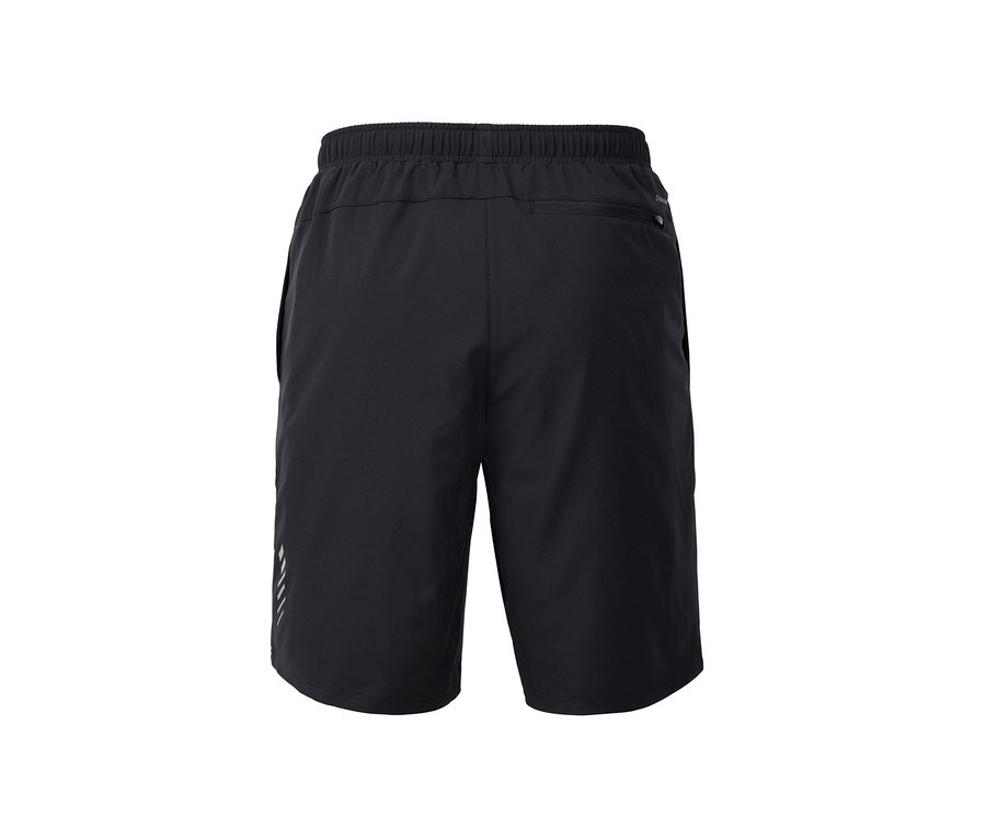 Schwarze Funktionsshorts.