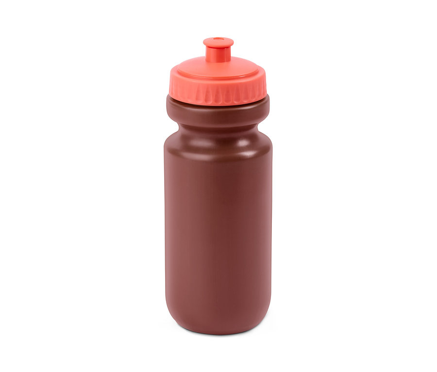 Braune Trinkflasche mit korallfarbenem Verschluss.