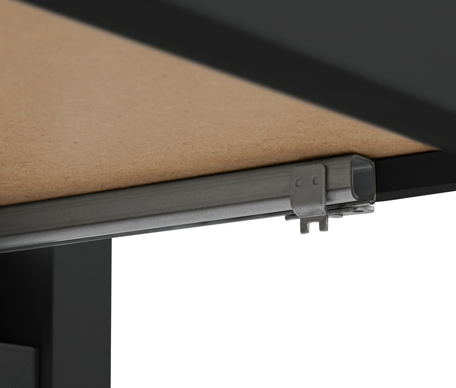 Detailansicht von einem schwarzen Officeschrank »Clara«.