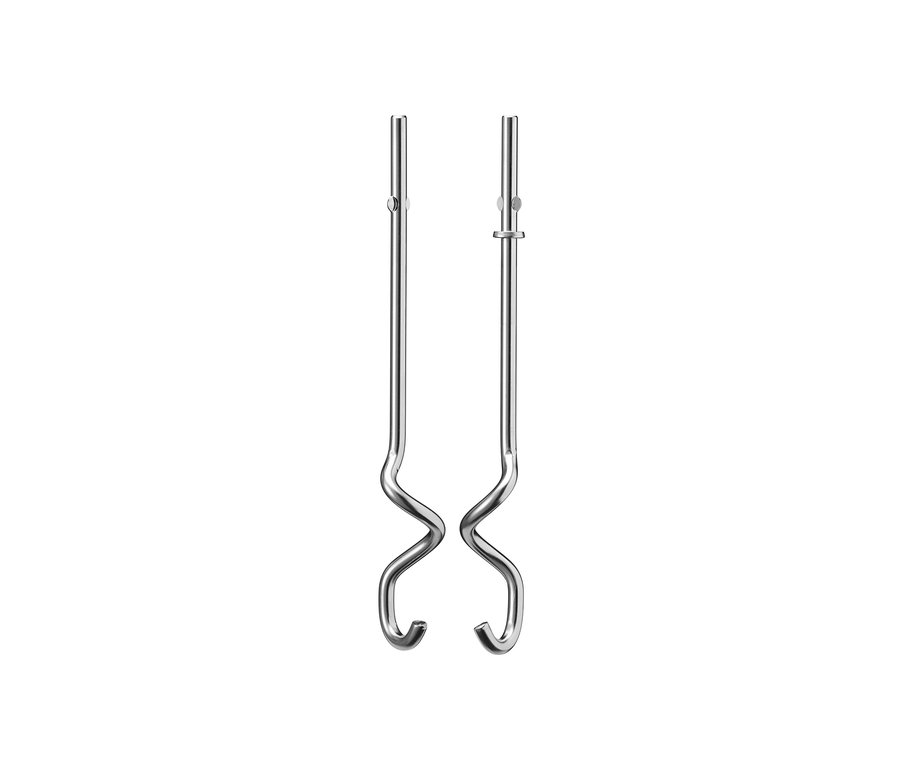 Zwei KitchenAid-Handmixer-Aufsätze aus Metall.