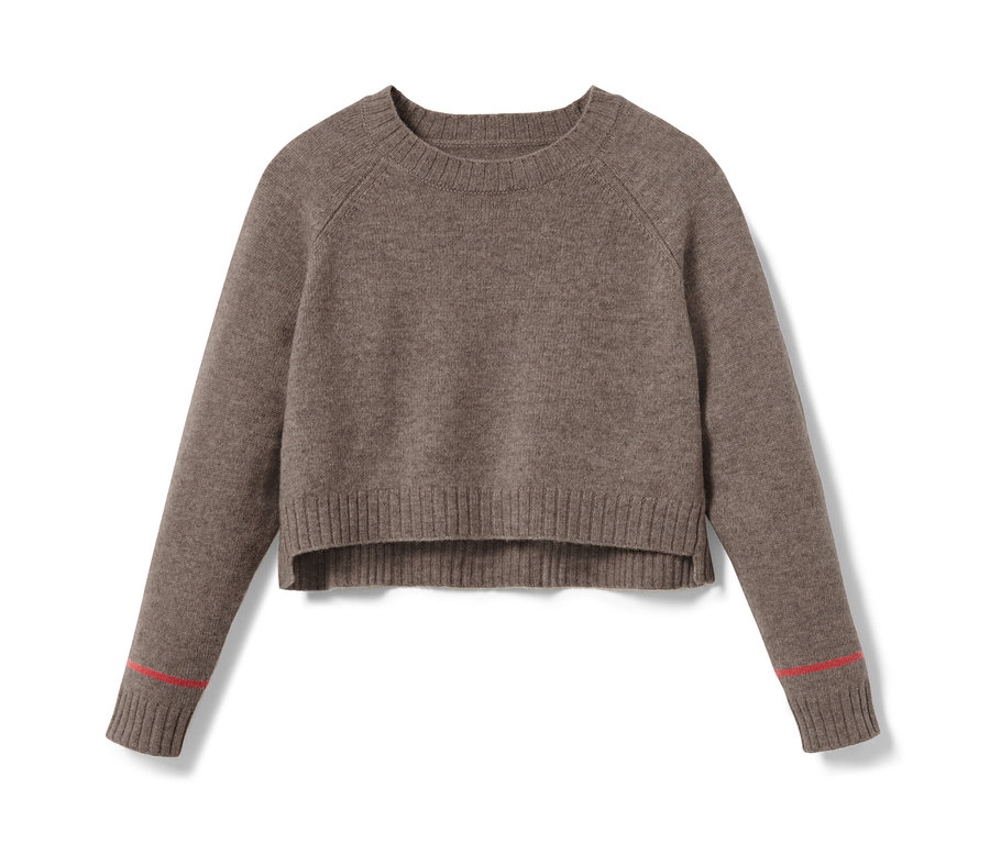 Brauner Strickpullover mit RWS-Wolle.