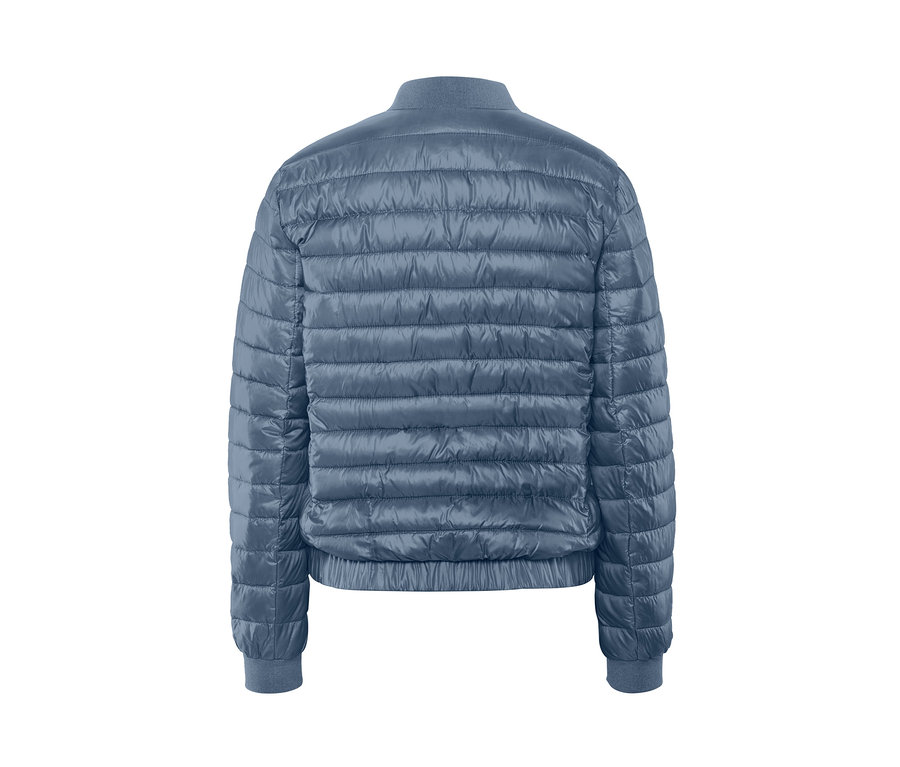 Rückansicht einer Steppjacke.