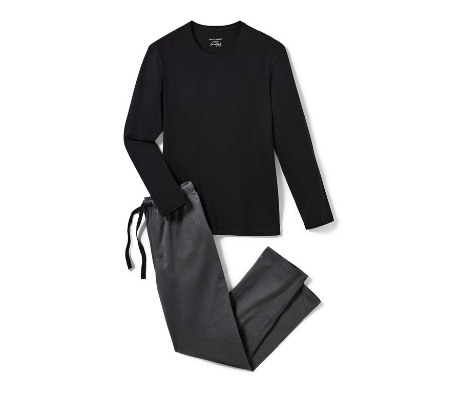 Schwarzer Pyjama mit langen Ärmeln und graue Hose.