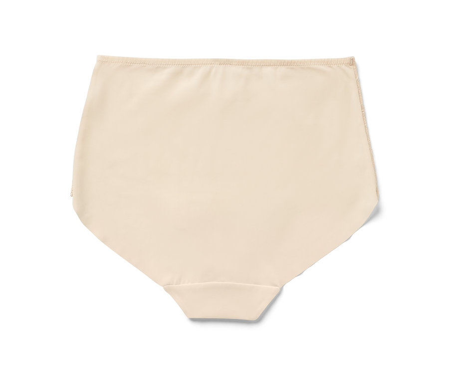 Eine cremefarbene Highwaist-Panty »light-shaping« auf einem weißen Hintergrund.