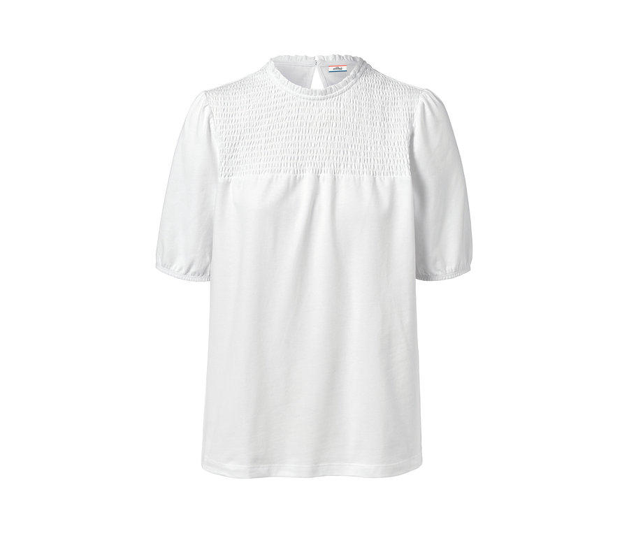 Weißes Shirt mit gesmoktem Einsatz.