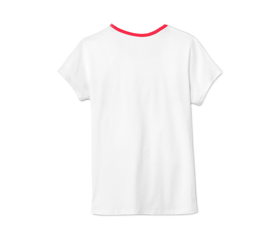 Weißer Mädchen-Shorty-Pyjama mit rotem Halsausschnitt.