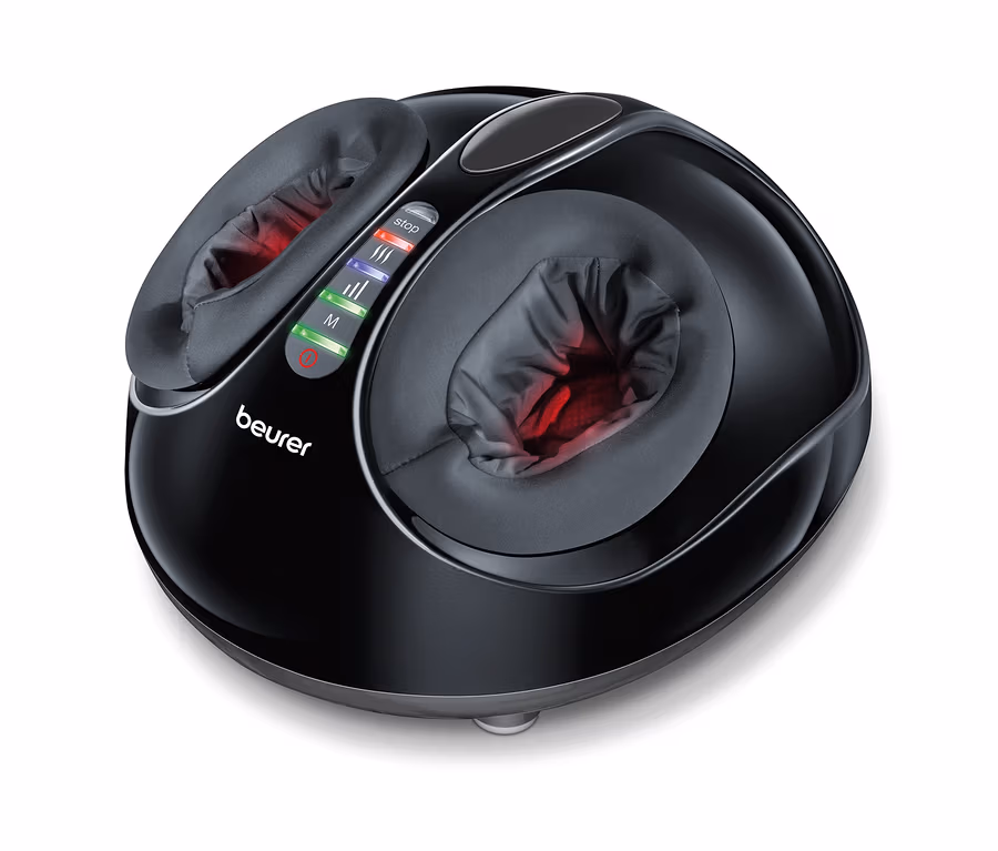 Schwarzes Beurer®-Fußmassagegerät »FM 90«.