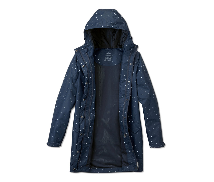 Geöffneter marineblauer 3-in-1-Regenmantel mit weißen Punkten.