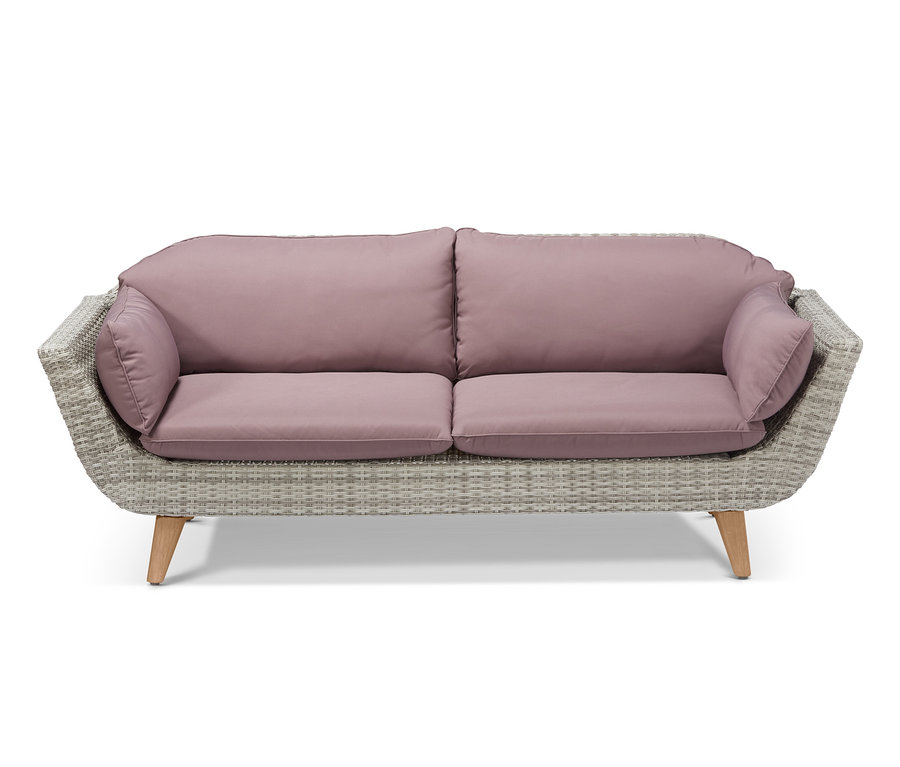 Graues 3-Sitzer Gartensofa mit lila Kissen.