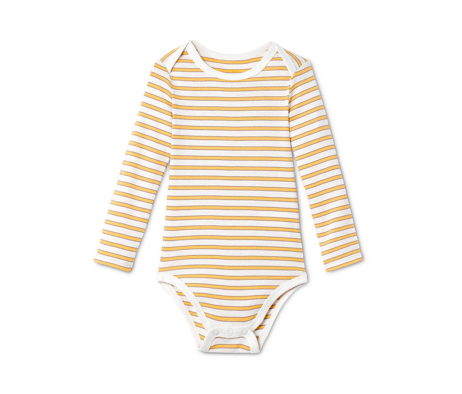 Gelb-weiss gestreifter Langarmbody aus dem 4-teiligen Baby-Set aus Bio-Baumwolle.