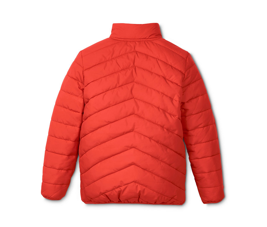 Orangefarbene Steppjacke mit recyceltem Material.