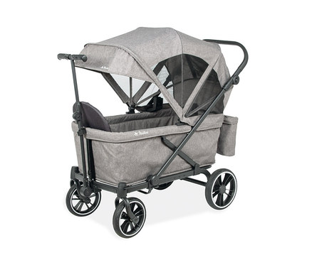 Ein grauer Pinolino Klappbollerwagen »Cruiser« vor einem weißen Hintergrund.