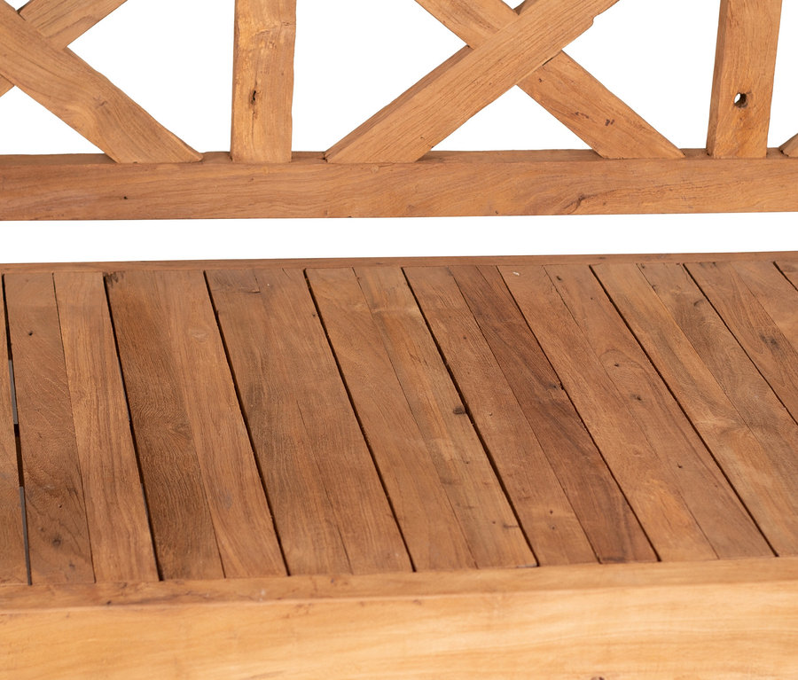 Detail einer deVries Gartenbank aus Holz.