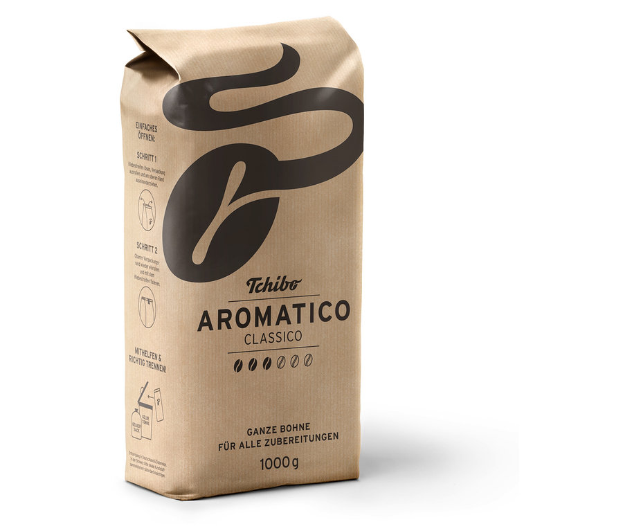 Eine 1 kg Packung Aromatico Classico Ganze Bohne Kaffee auf weißem Hintergrund.
