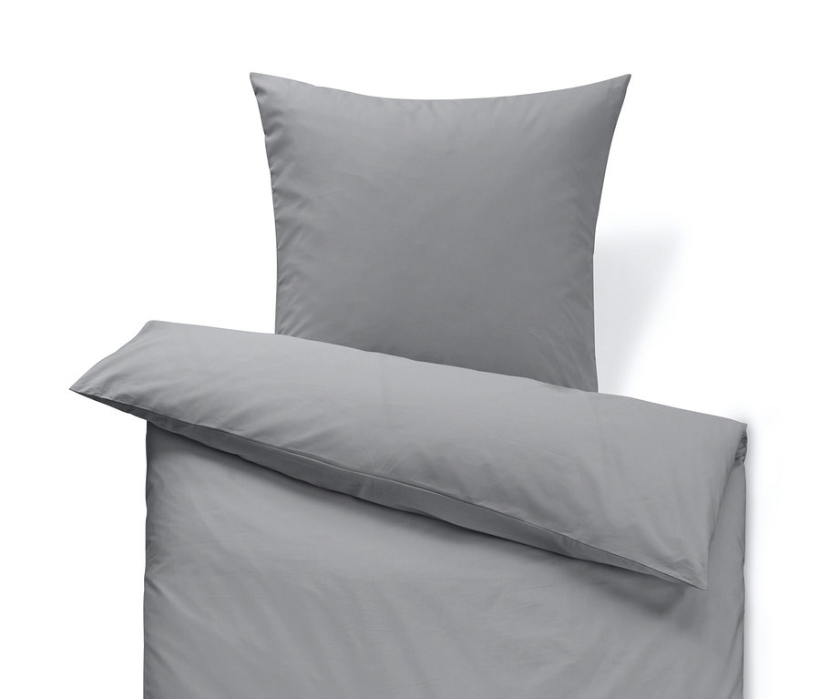 Graue Perkal-Bettwäsche in Normalgröße mit Kissen oben.
