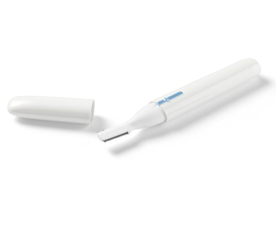 Elektrischer Kosmetikrasierer mit abgenommener Kappe.