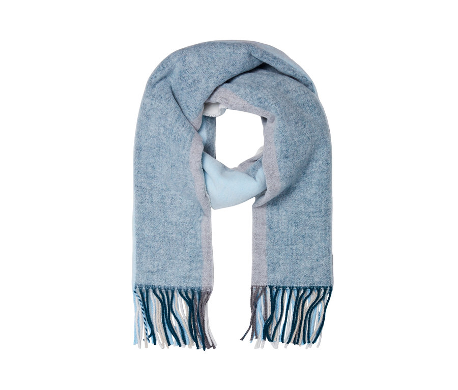 Ein blau-grauer, gestreifter Webschal mit Fransen.