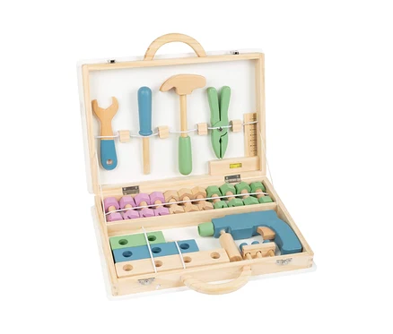 Offener Holzkoffer mit Spielzeugwerkzeugen von small foot Werkzeugkoffer »Nordic«.