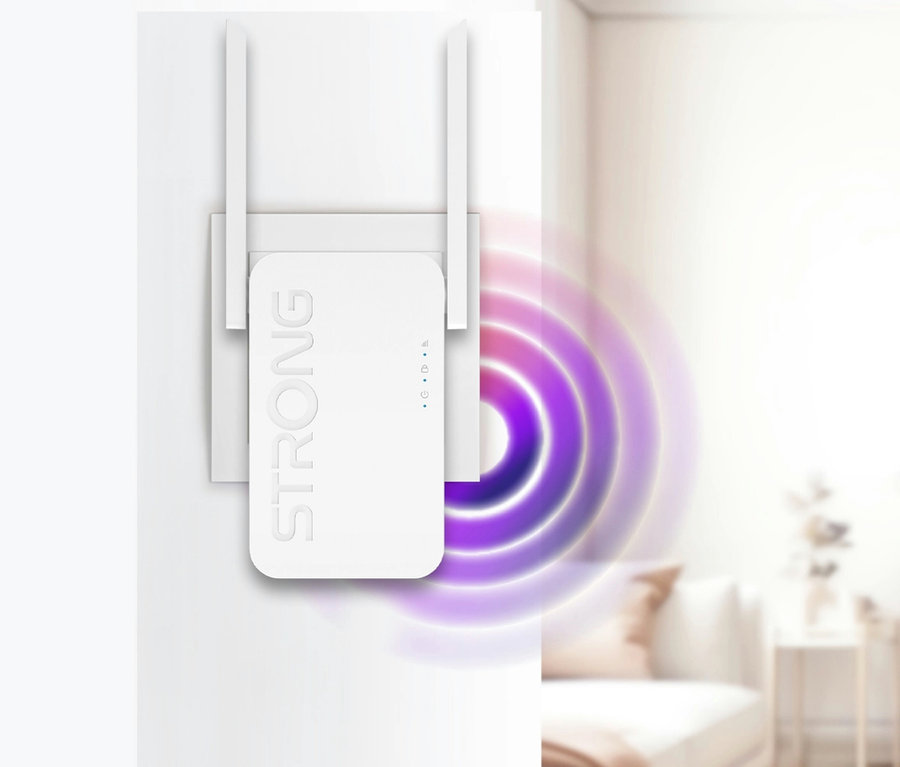 Ein weißer Strong Wi-Fi 6 Repeater »AX 1800« steckt in einer weißen Wand und strahlt violette Signalwellen aus.