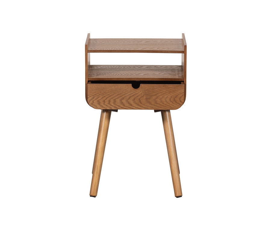 Detailaufnahme eines Woood »Nils« Nachttischs aus Naturholz mit Schublade und Regalen.