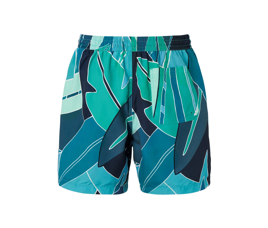 Badeshorts mit blau-grünem geometrischem Muster.