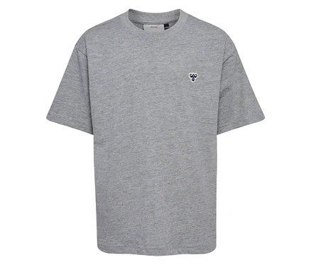 Graues, kurzärmeliges hummel® HMLJR Loose T-Shirt mit kleinem Logo auf der Brust.