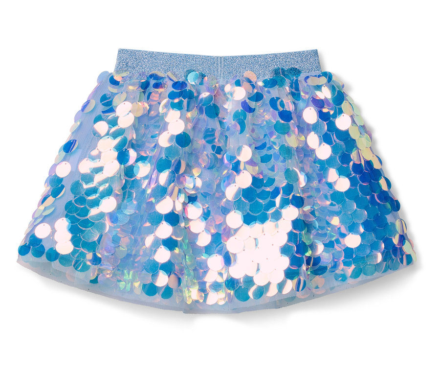 Ein blau-glitzernder Rock mit Pailletten liegt auf einem weißen Hintergrund.