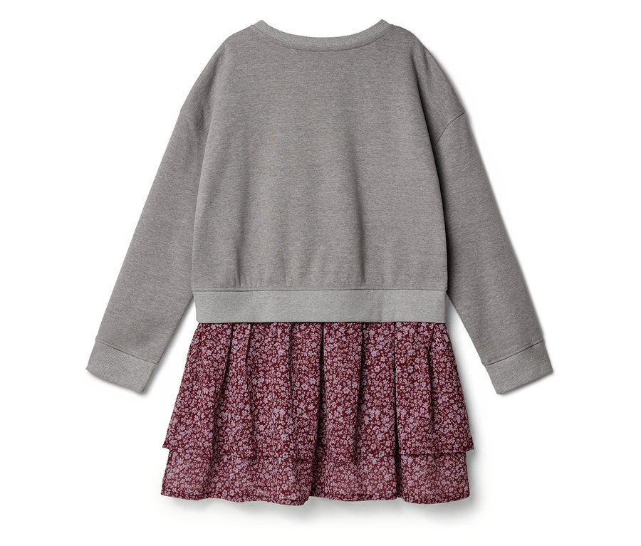 Graues Kleid mit langärmeligem Oberteil und einem zweistufigen, weinroten Rock mit Blumenmuster.