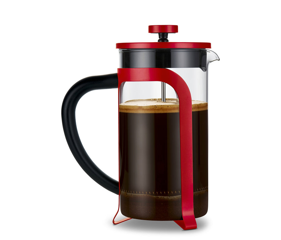 Eine rote Siebstempelkanne (800 ml, 6 Tassen) steht auf einer weißen Fläche.