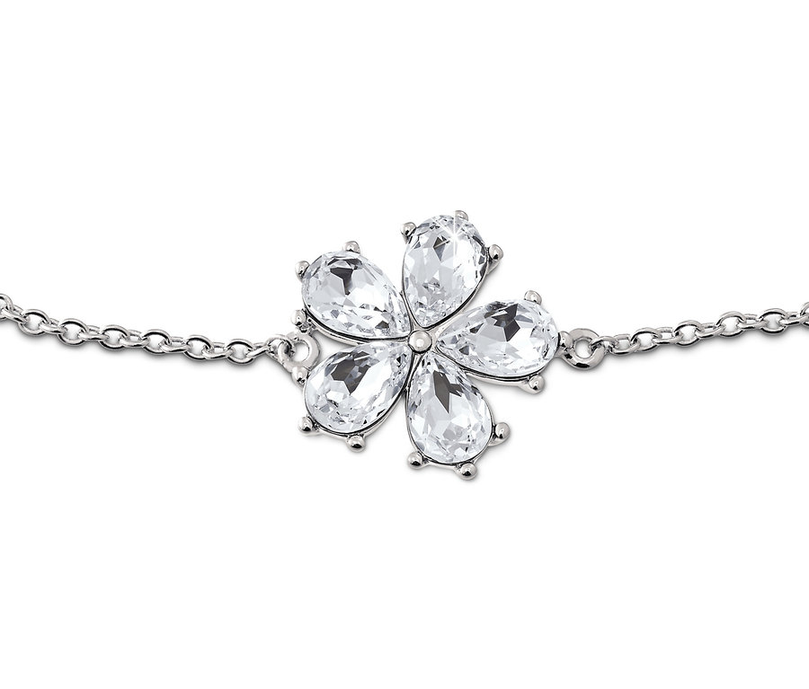 Detailansicht eines rhodinierten Armbands mit einer Blüte aus Glaskristallen.
