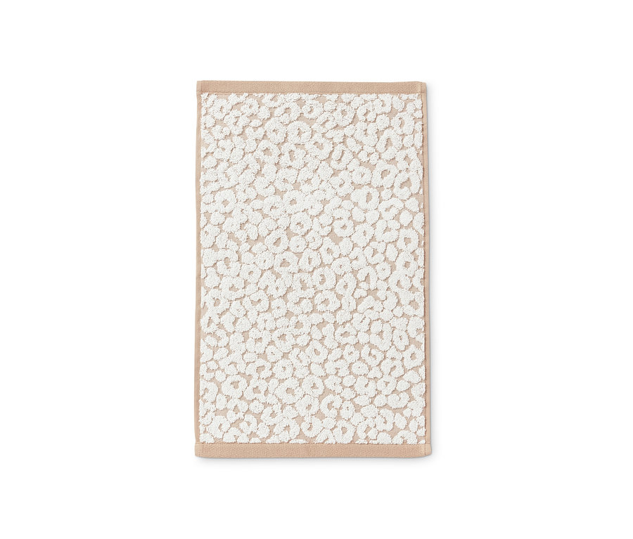 Zwei Premium-Jacquard-Gästehandtücher im Leo-Dessin.