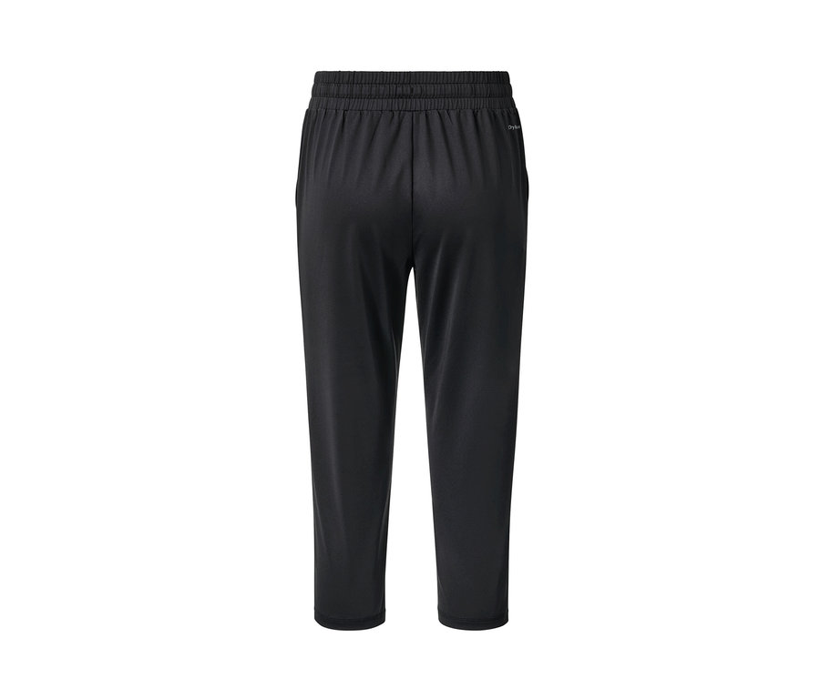Schwarze 3/4-Sporthose.