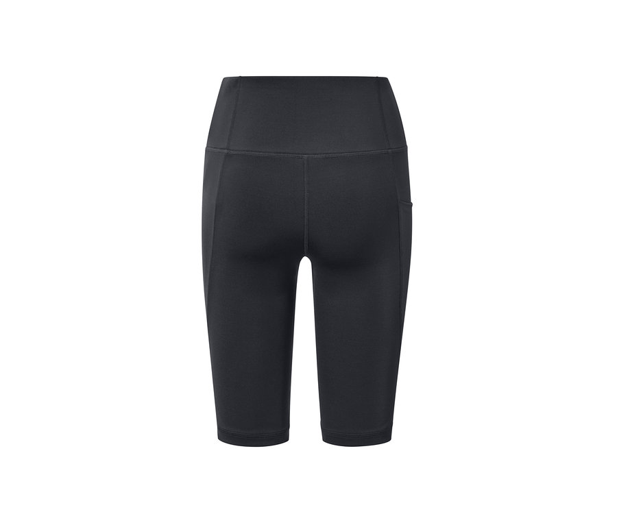 Schwarze Sportradler mit hohem Bund.