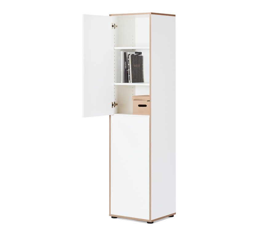 Offener, hoher Büroschrank mit Furnierkante.