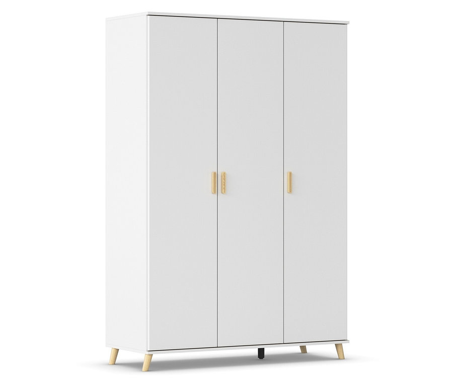 Ein weißer Kleiderschrank mit drei Türen und hellbraunen Griffen und Füßen steht auf einem weißen Hintergrund.