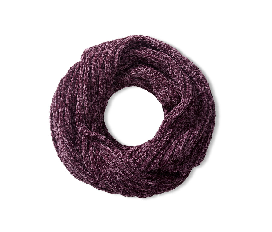 Ein Strick-Loopschal.